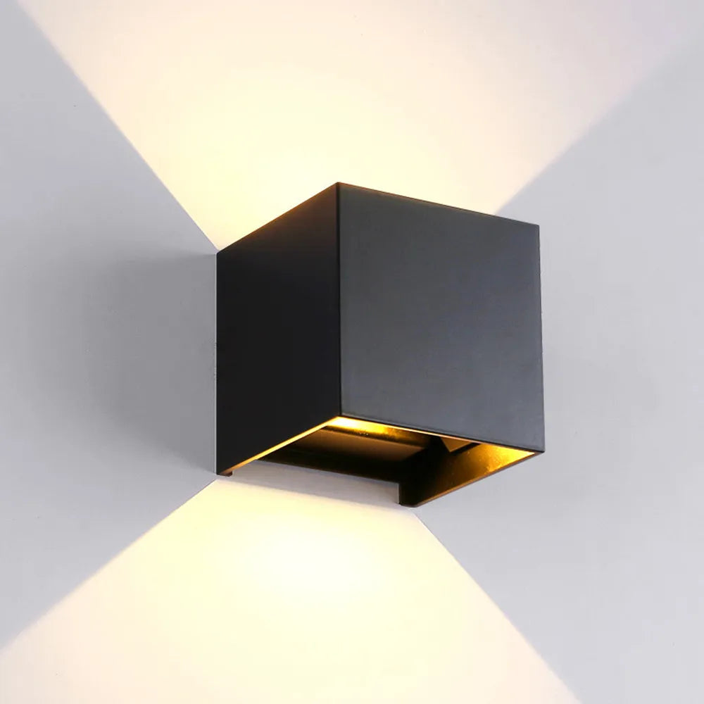 Outdoor Wall Light, Waterproof Nordic Wall Lamp for Garden, Balcony.